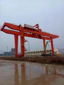 集裝箱門(mén)式起重機(jī)