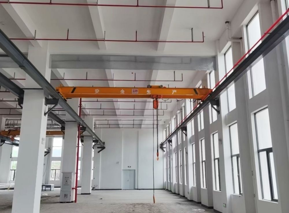 寧波起重機、LH型電動葫蘆雙梁起重機產(chǎn)品特性、廠家報價